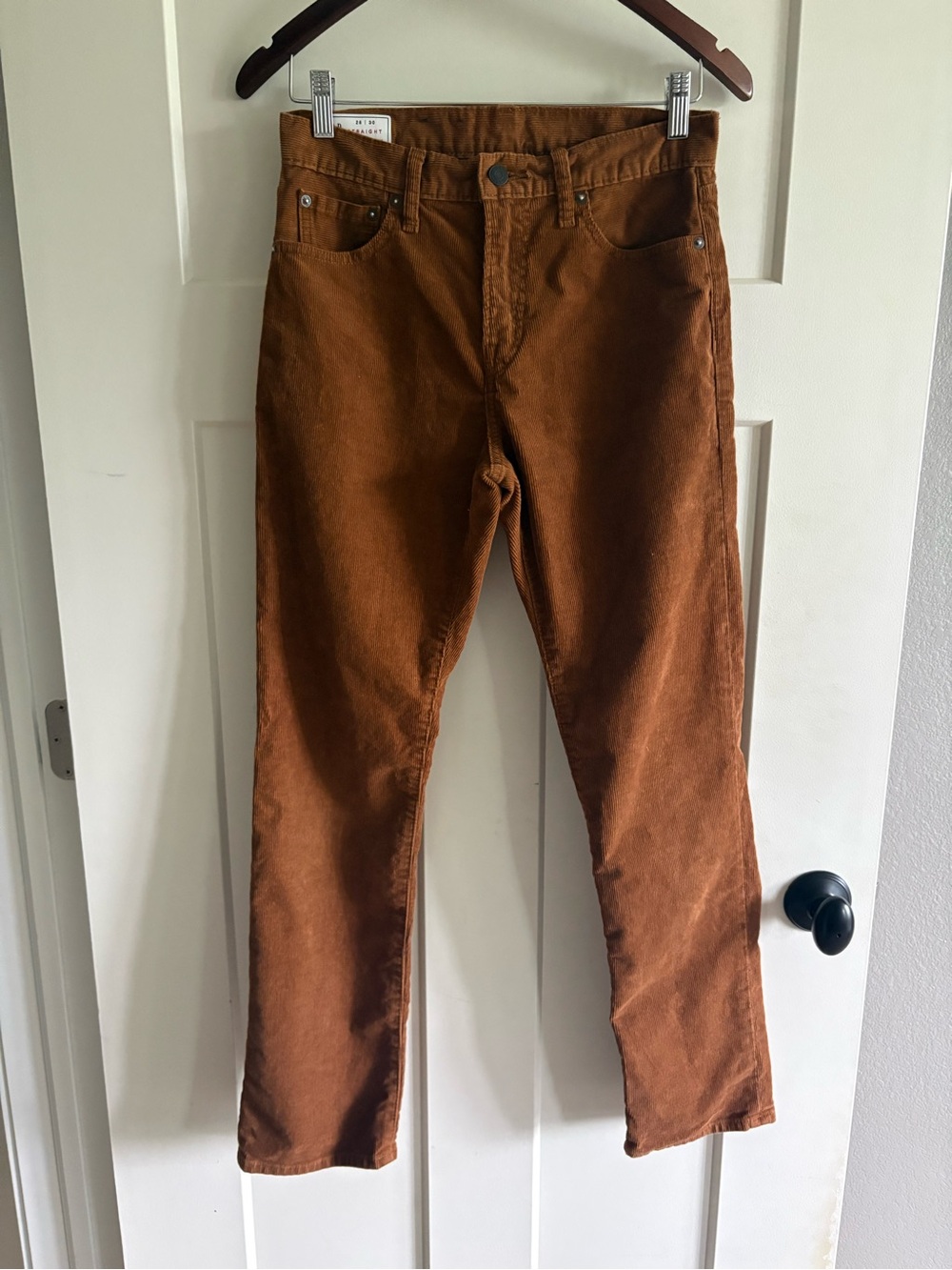 GAP Men's Corduroy Pants in Rust 28x30 (inseam is 29") classic straight timeless